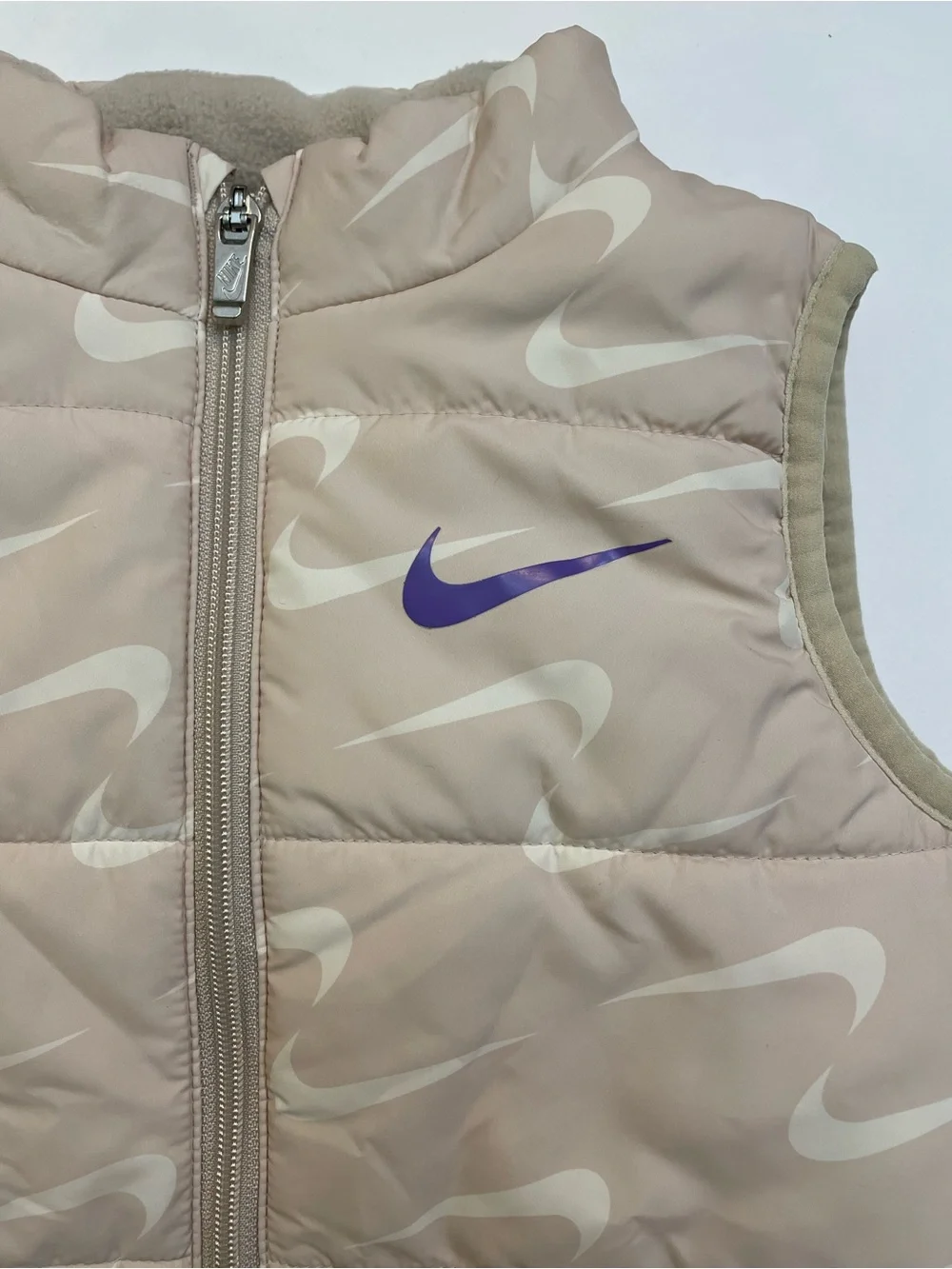 Nike Beige Quilted Puffer Vest - Swoosh Pattern + Purple Logo - Girls Medium (6)